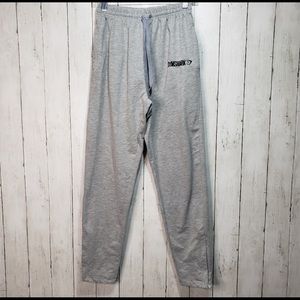 Gymshark Gray Women's Joggers Ankle Zip Size Large